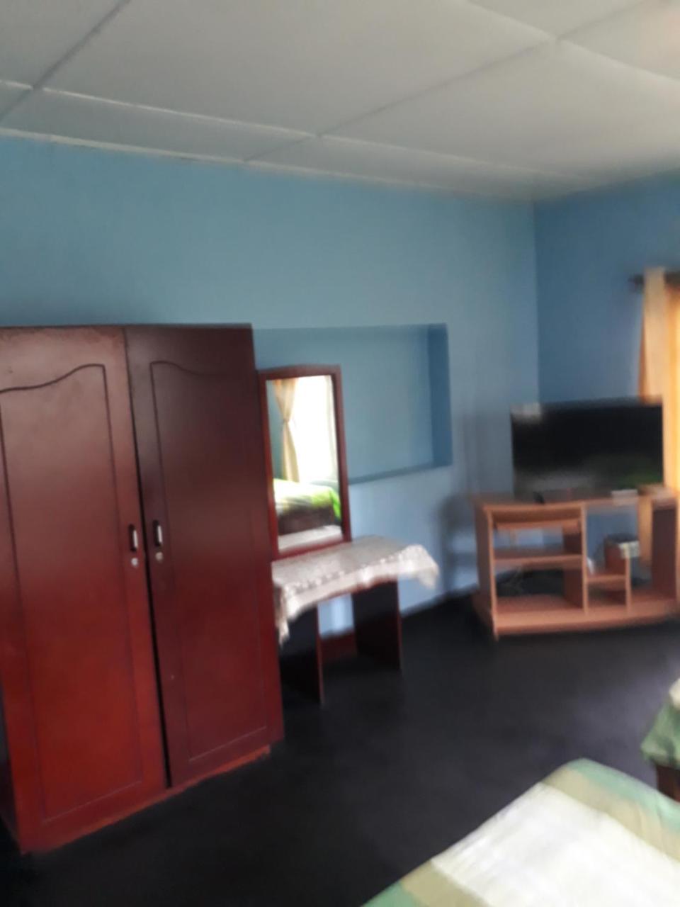 Rainyfreindz Hotel Nuwara Eliya Exterior photo